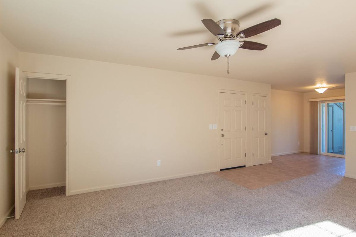 Apartment for rent at 1880 Conifer Way, Redding, CA 96002