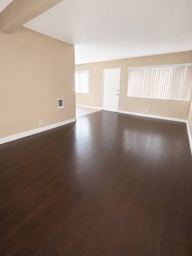 Apartment for rent at 1130 Orizaba Ave, Long Beach, CA 90804