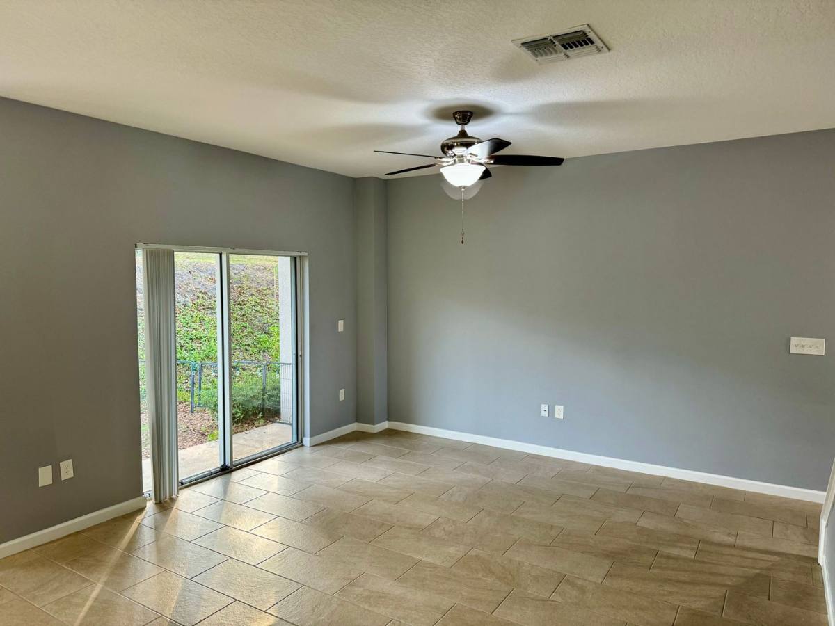 Townhouse for rent at 930 Lakefront Village Dr, Clermont, FL 34711