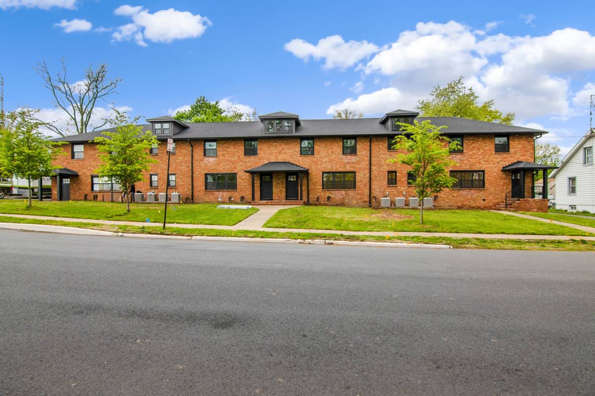Apartment for rent at 4 Morris Ave, Edison, NJ 08837