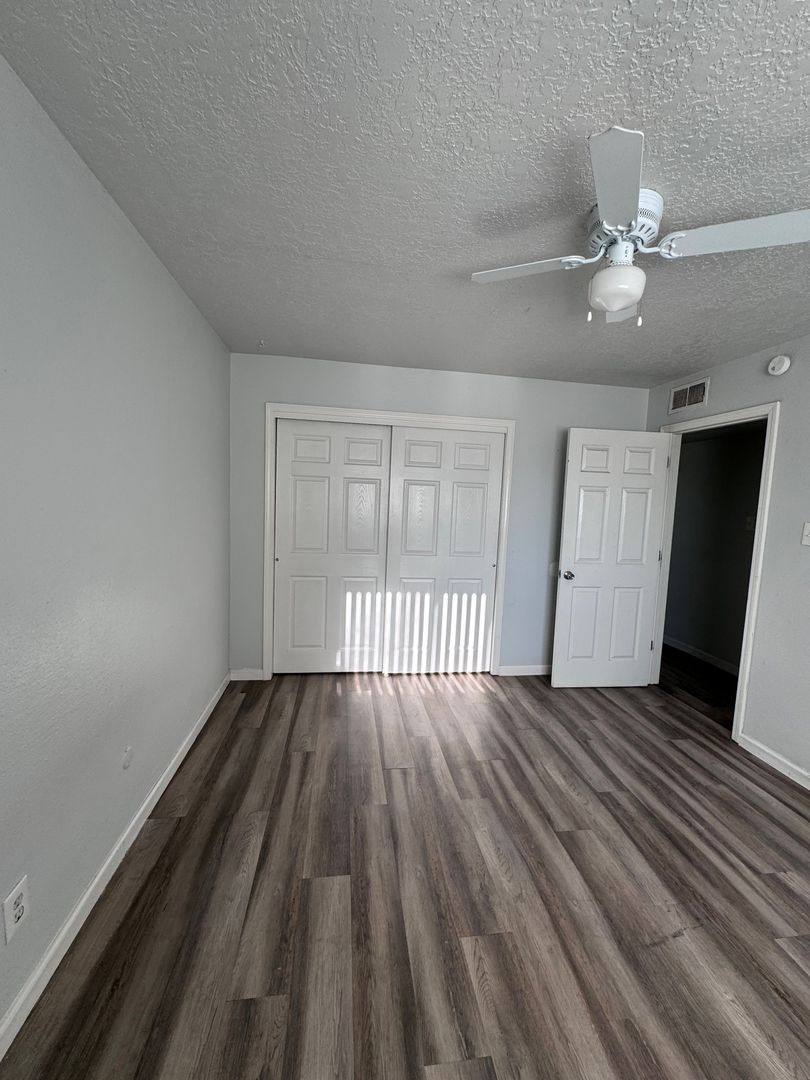 Apartment for rent at 250 Village Dr, Los Lunas, NM 87031