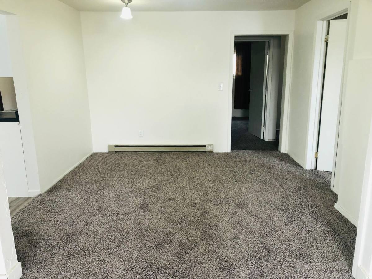 House for rent at 114 4th Ave NW, Minot, ND 58703
