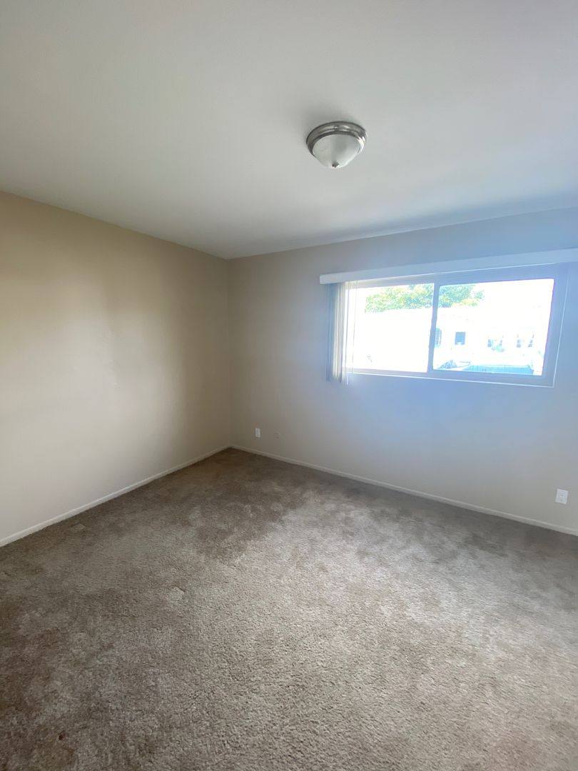 Apartment for rent at 245 S Pacific Ave, Ventura, CA 93001
