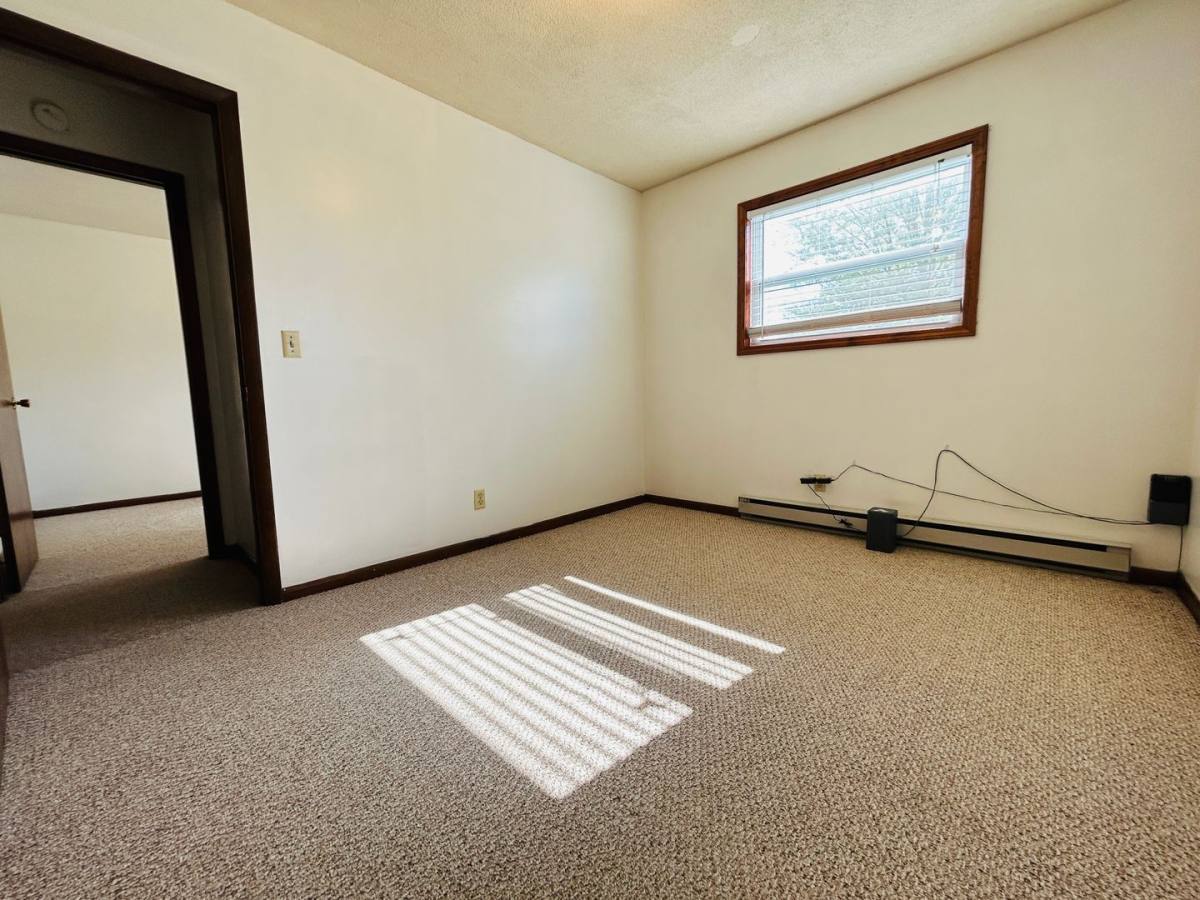 Apartment for rent at 1135-11455 N College Dr, Maryville, MO 64468