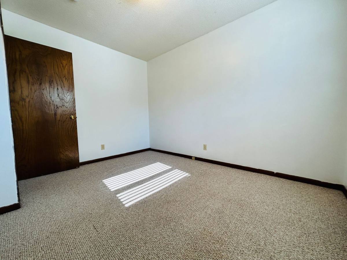 Apartment for rent at 1135-11455 N College Dr, Maryville, MO 64468