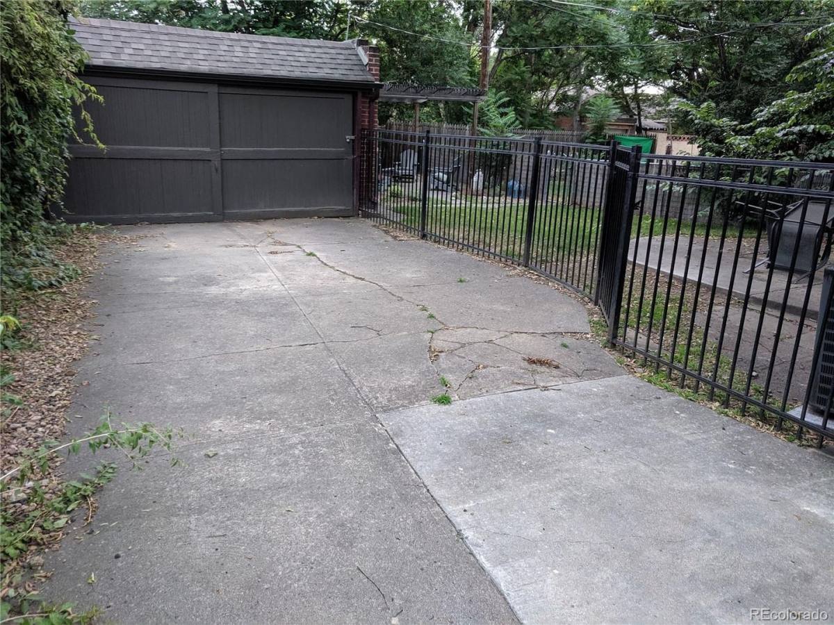 House for rent at 1425 Dexter St, Denver, CO 80220