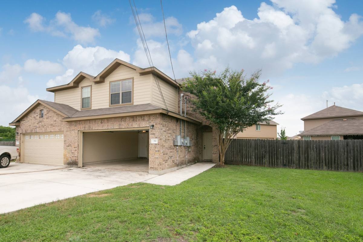 Townhouse for rent at 314 Rosalie Dr, New Braunfels, TX 78130