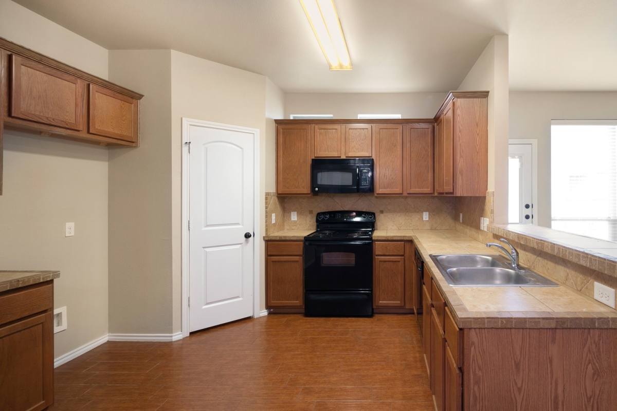Townhouse for rent at 314 Rosalie Dr, New Braunfels, TX 78130