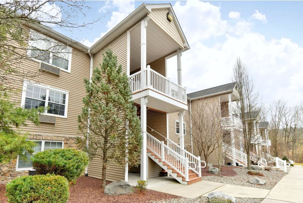 Apartment for rent at 349 Braeside Ave #107, East Stroudsburg, PA 18301