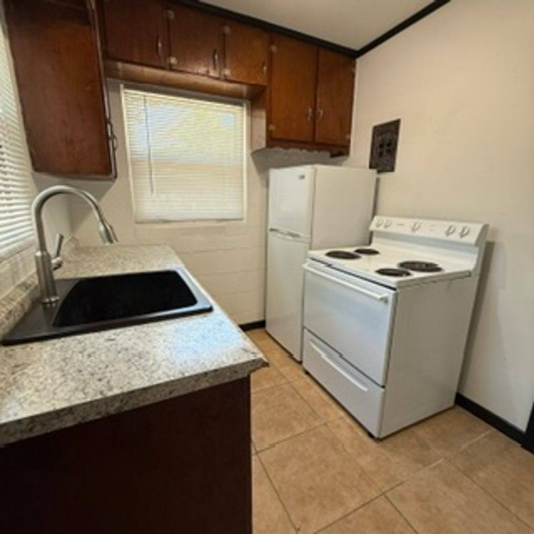 House for rent at 754 Parklawn Court, Tallahassee, FL 32304