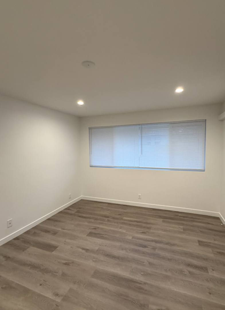 Apartment for rent at 4800 August St, Los Angeles, CA 90008