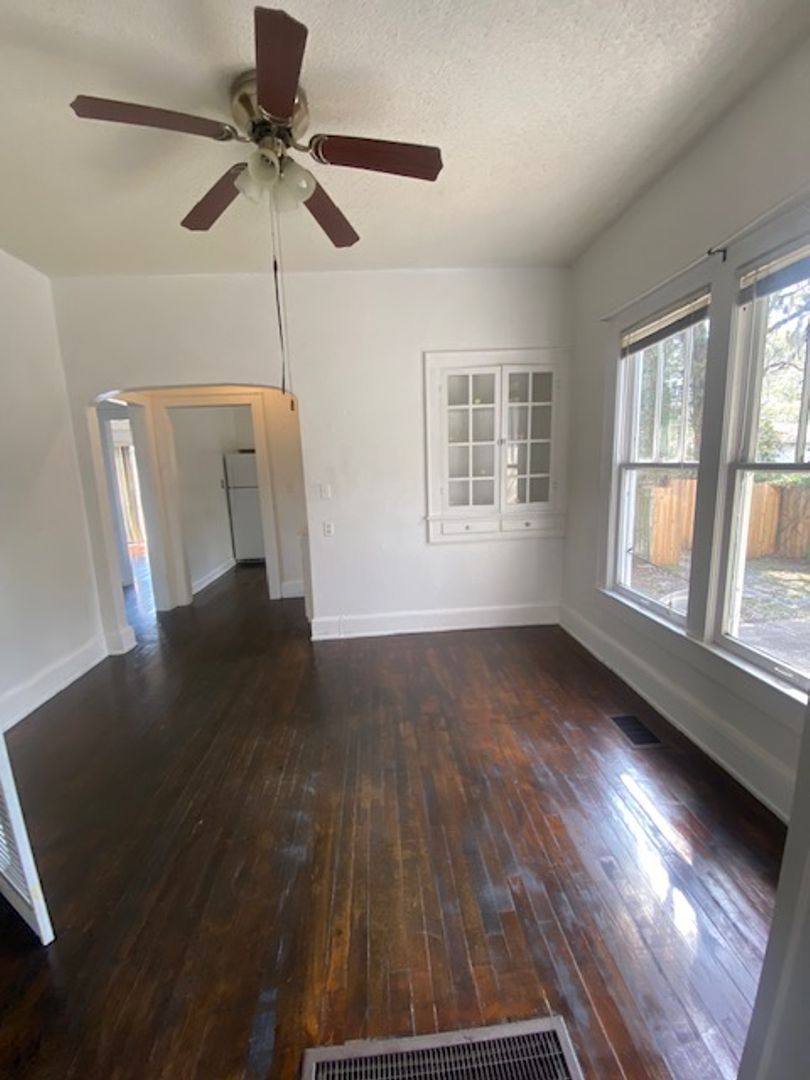 House for rent at 1014 W Rich Ave, Deland, FL 32720