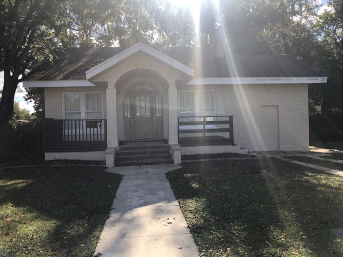 House for rent at 1014 W Rich Ave, Deland, FL 32720