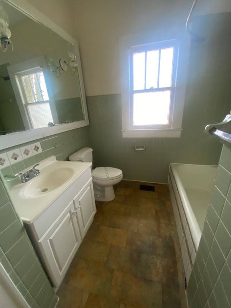 House for rent at 1014 W Rich Ave, Deland, FL 32720
