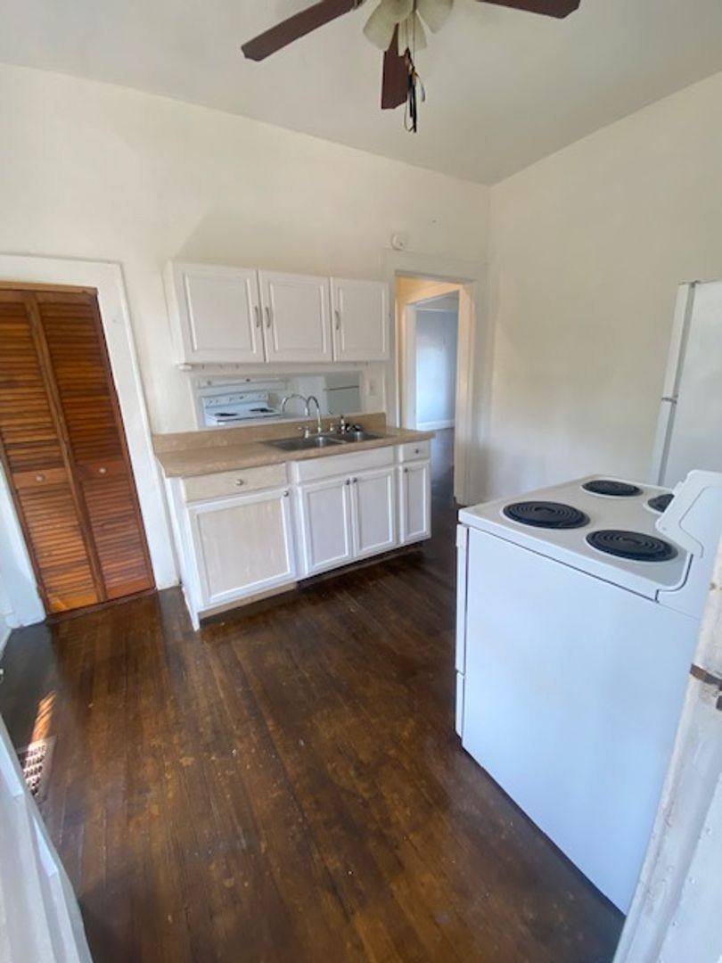 House for rent at 1014 W Rich Ave, Deland, FL 32720