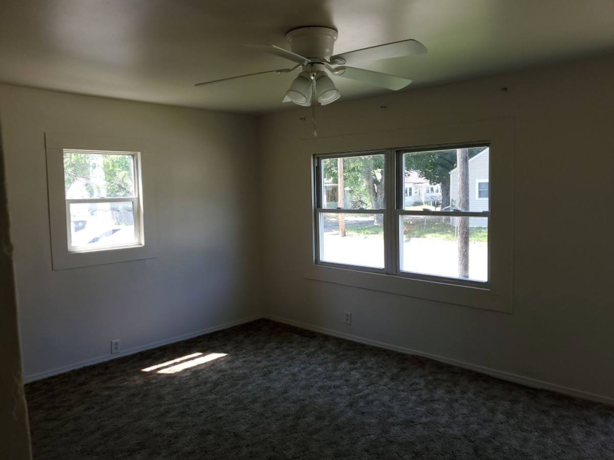 Apartment for rent at 1219 & 1221 Joan Ave, Evansville, IN 47711