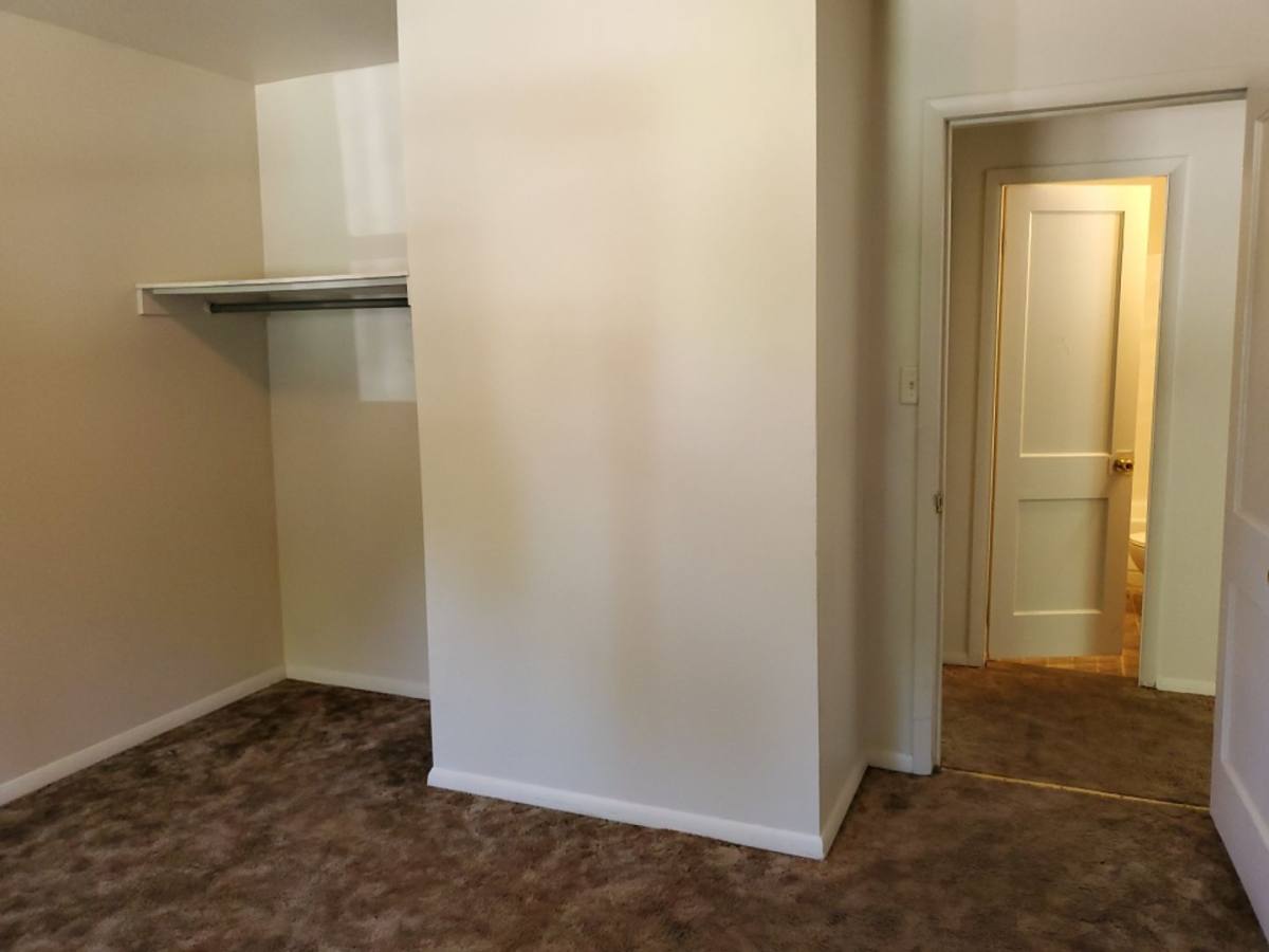Apartment for rent at 1219 & 1221 Joan Ave, Evansville, IN 47711