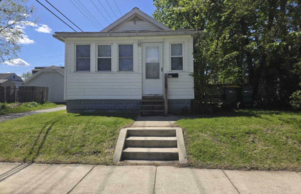 607 Hendricks St, Mishawaka, IN 46544