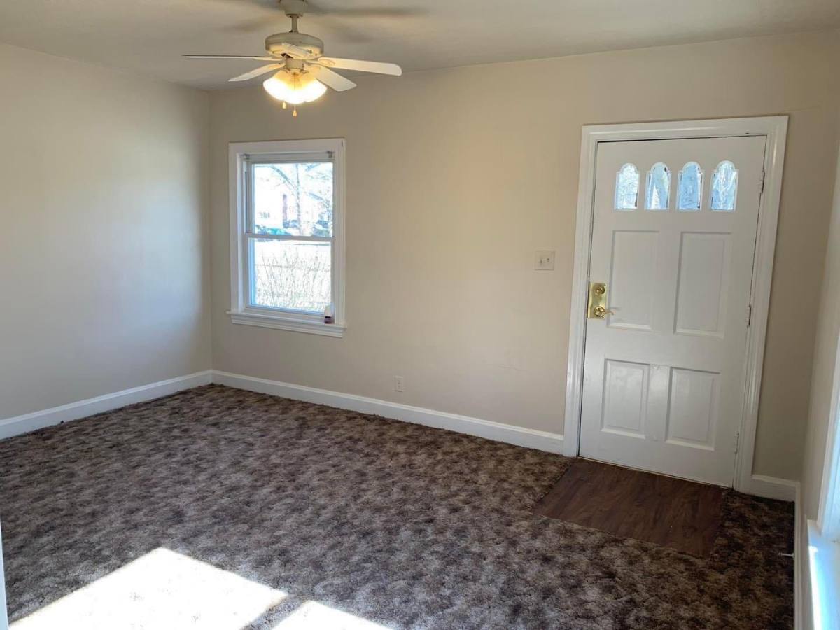 Apartment for rent at 1205 & 1207 Macaruthur Circle, Evansville, IN 47714