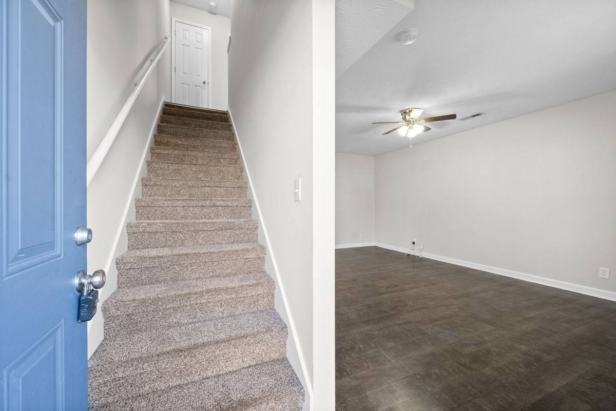 Apartment for rent at 249 Executive Ave, Clarksville, TN 37042