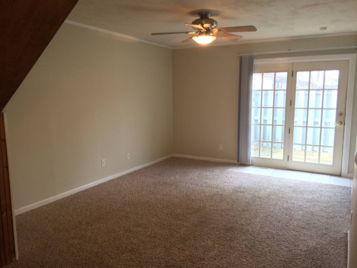 Condo for rent at 1905 Blackthorn, Champaign, IL 61821
