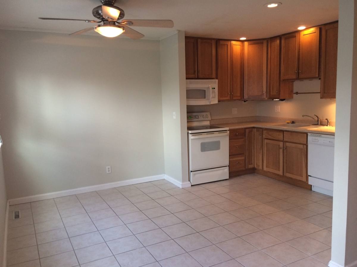 Condo for rent at 1905 Blackthorn, Champaign, IL 61821