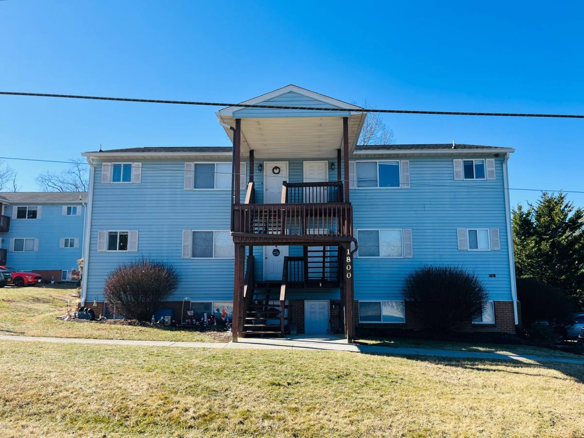 Apartment for rent at 1800 Smith Ave #F, Radford, VA 24141