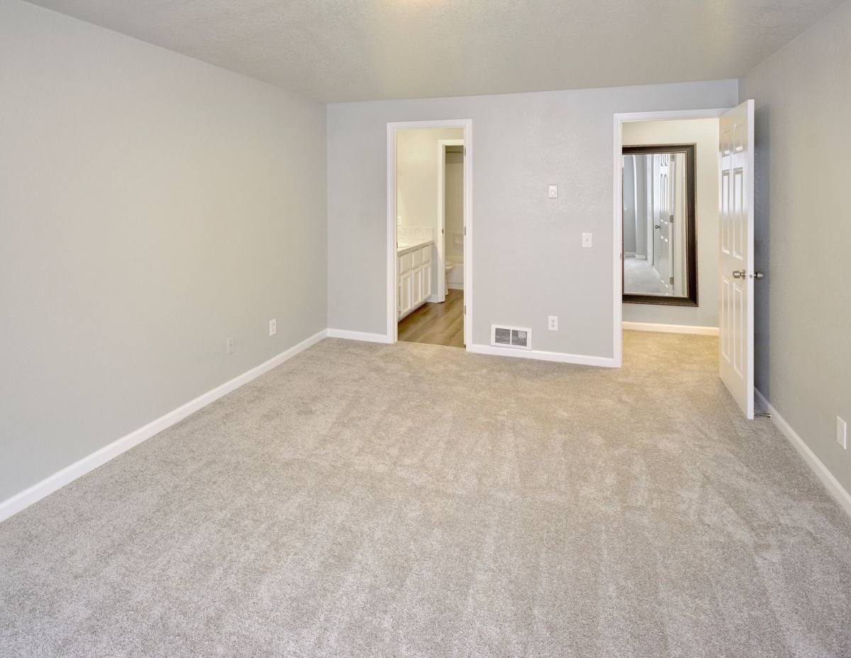 Townhouse for rent at 5407 244th St SW, Mountlake Terrace, WA 98043