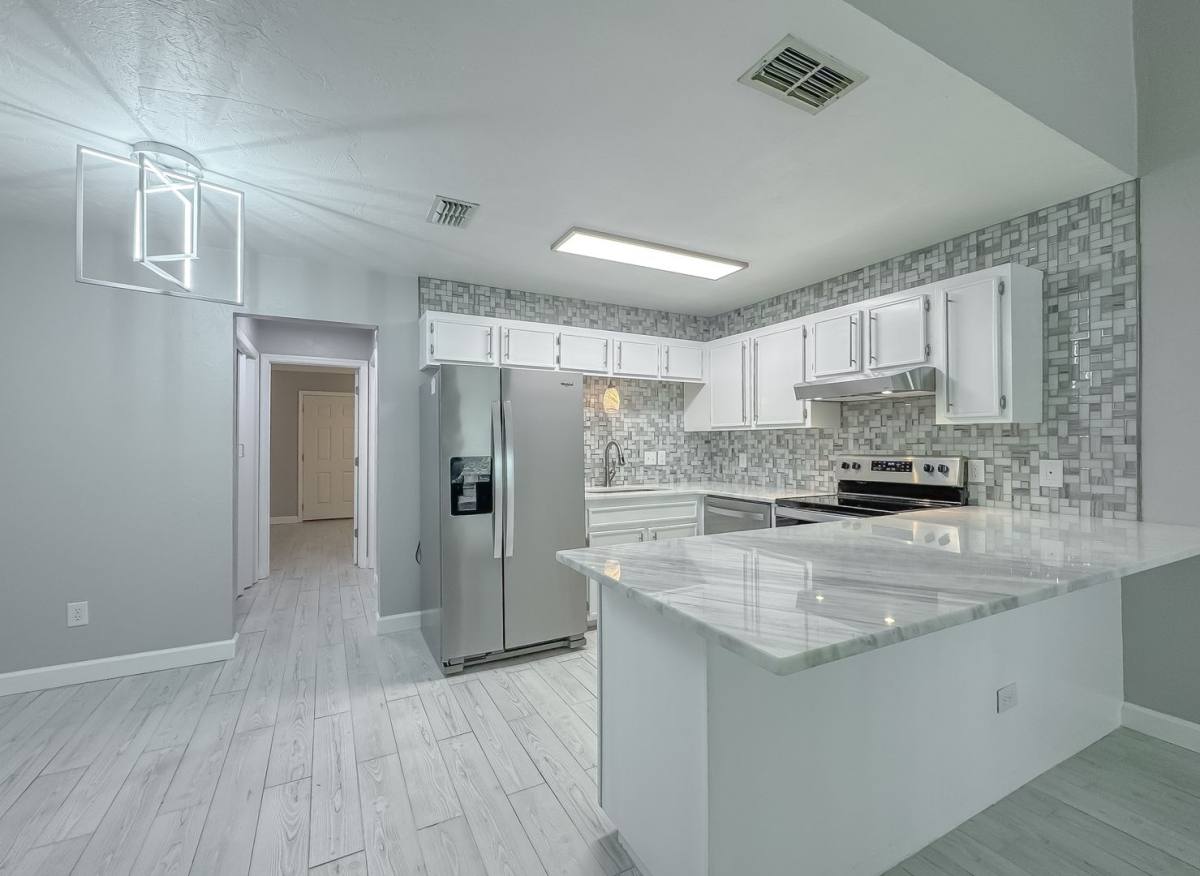 Townhouse for rent at 934 S Lipona, Tallahassee, FL 32304
