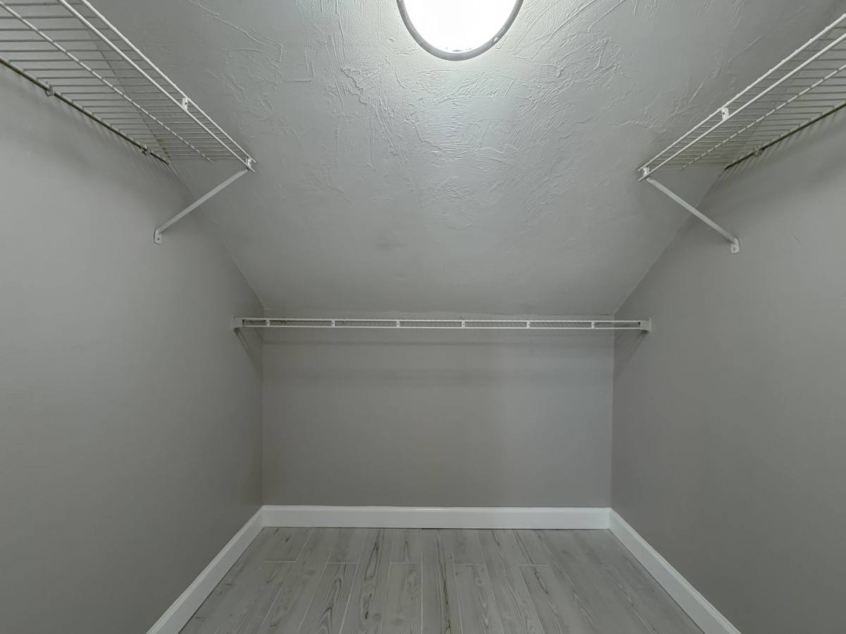 Townhouse for rent at 934 S Lipona, Tallahassee, FL 32304