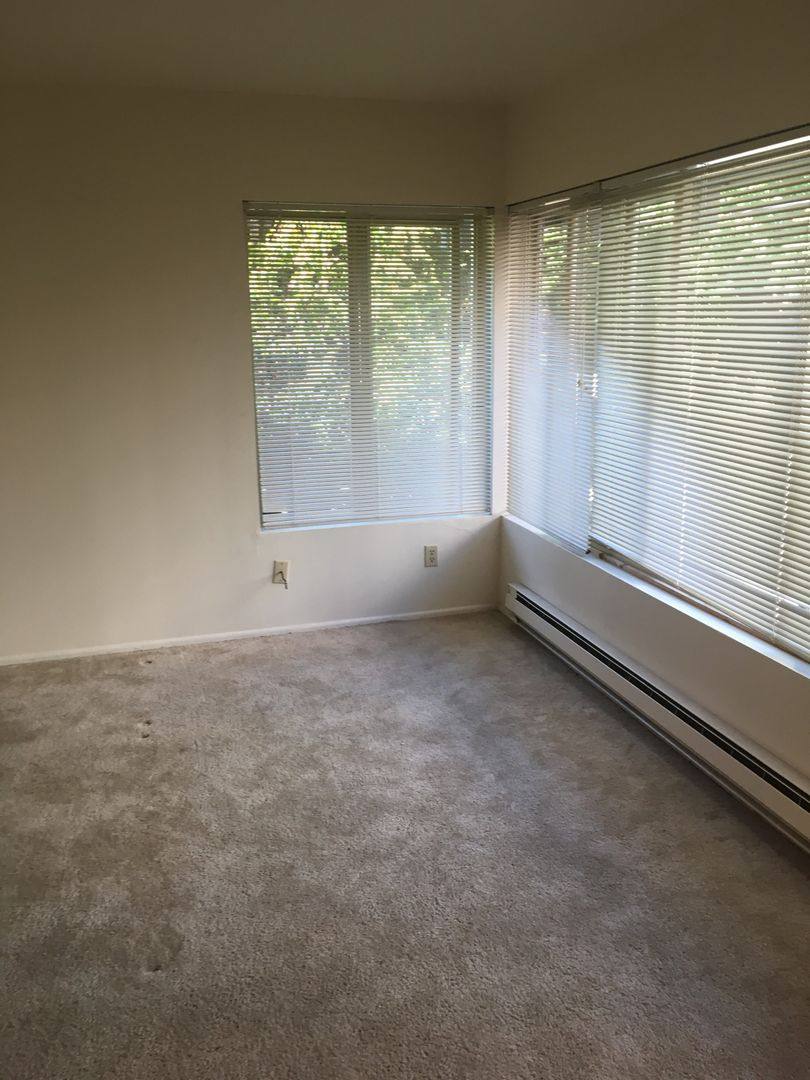Apartment for rent at 533 Harvard Ave E, Seattle, WA 98102