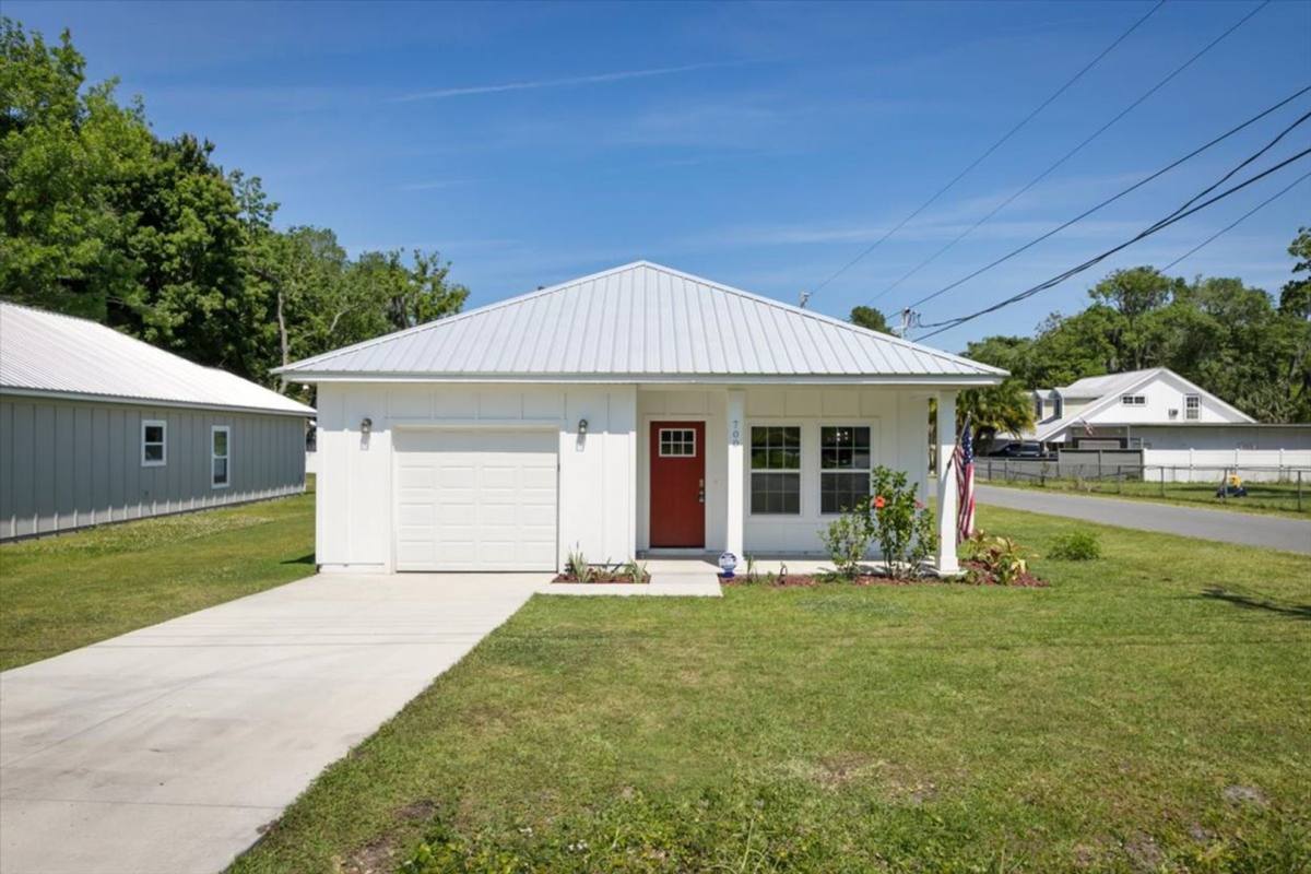 House for rent at 700 Hamilton Ave, Saint Augustine, FL 32084