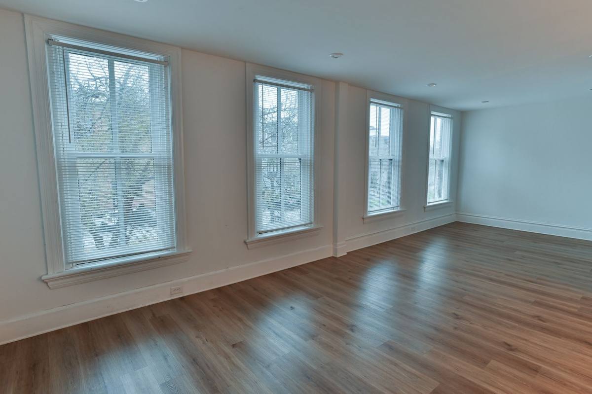 Apartment for rent at 122-124 State St, Harrisburg, PA 17101