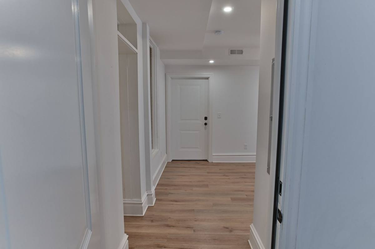 Apartment for rent at 122-124 State St, Harrisburg, PA 17101