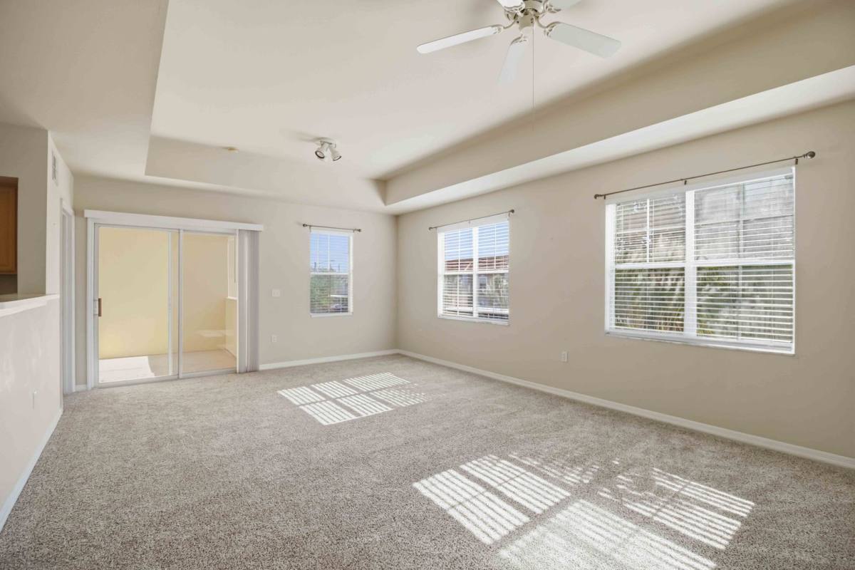 Condo for rent at 1015 Villagio Circle, Sarasota, FL 34237