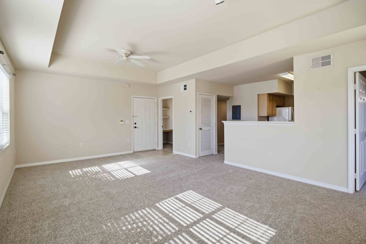 Condo for rent at 1015 Villagio Circle, Sarasota, FL 34237