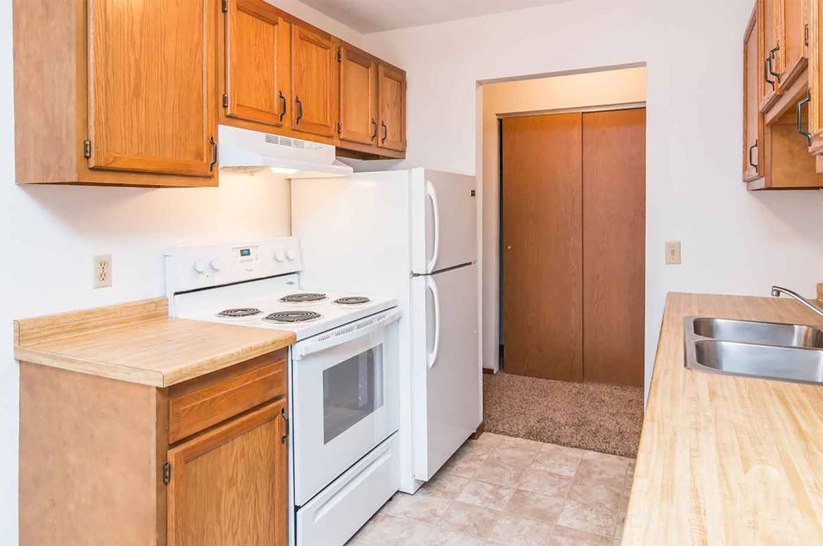 Apartment for rent at 1900 W 6th St, Sioux Falls, SD 57104