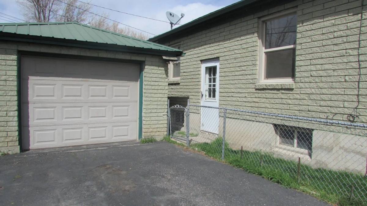 House for rent at 1456 E Elm St, Pocatello, ID 83201