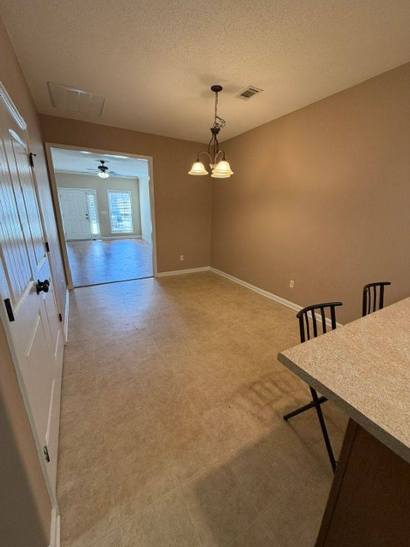 Townhouse for rent at 6717 Covington Villas Lane, Tuscaloosa, AL 35405