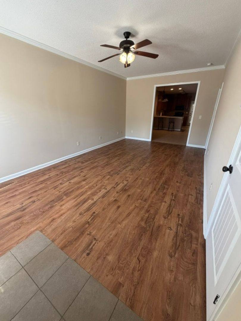 Townhouse for rent at 6717 Covington Villas Lane, Tuscaloosa, AL 35405