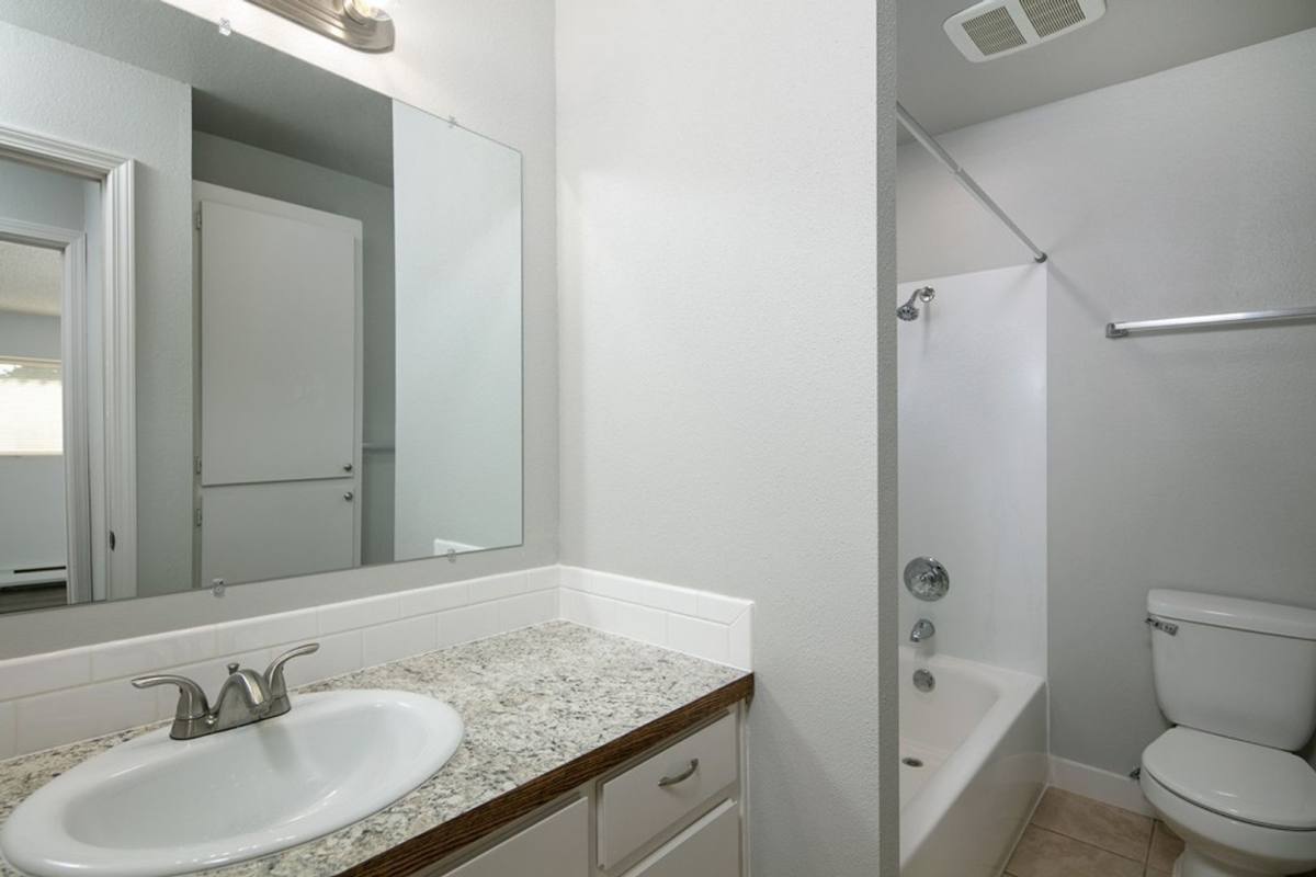 Apartment for rent at 10295 NE 189th St, Bothell, WA 98011