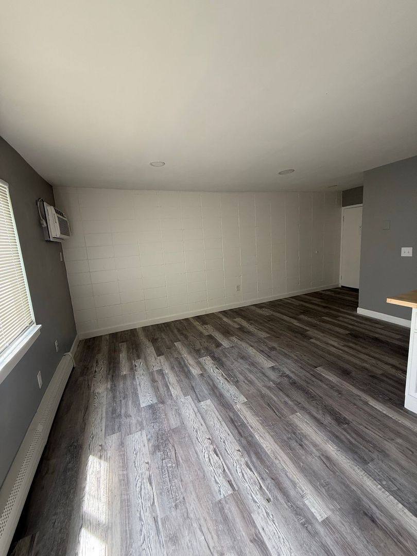Apartment for rent at 2006 Alvin St, Cincinnati, OH 45219