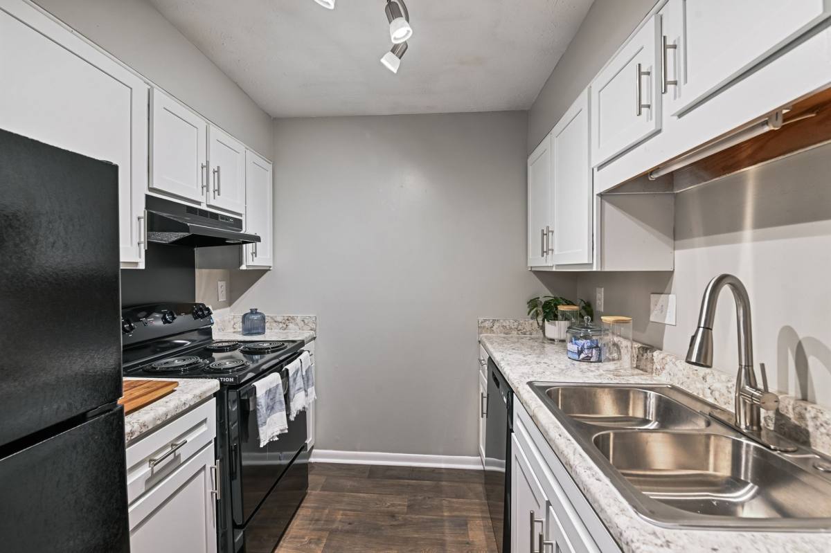 Apartment for rent at 203 Eastdale Rd S, Montgomery, AL 36117