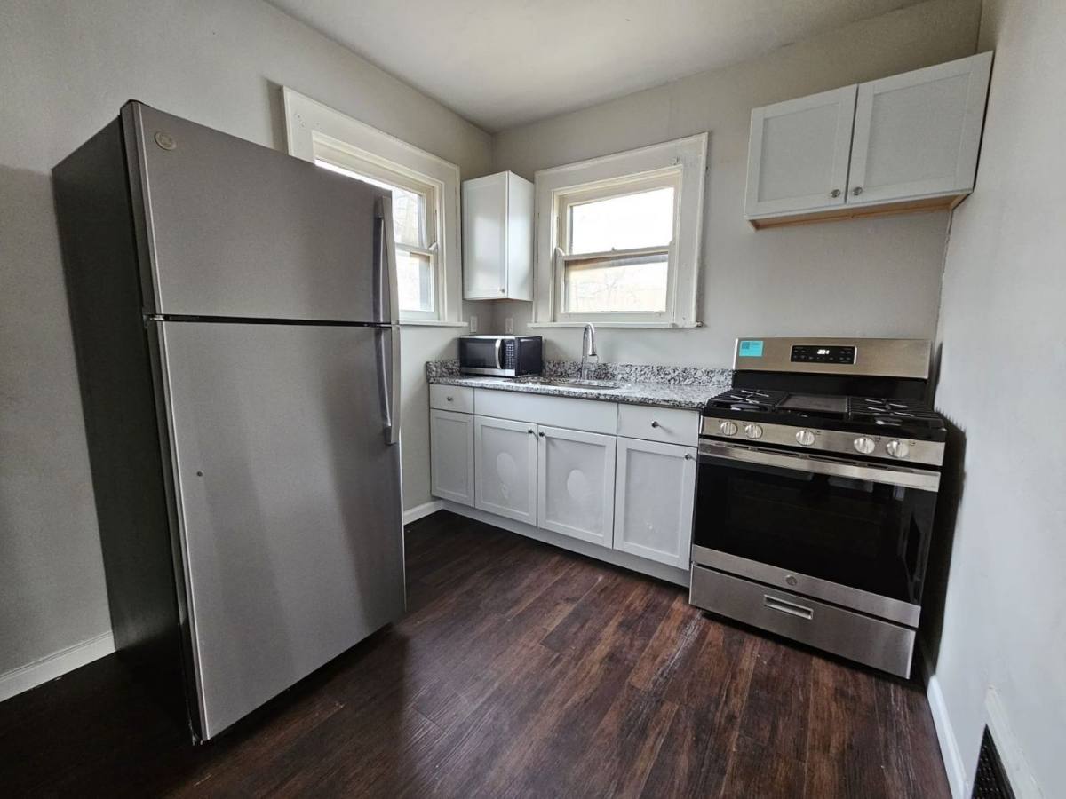 Apartment for rent at 6306 Chandler St, Cincinnati, OH 45227