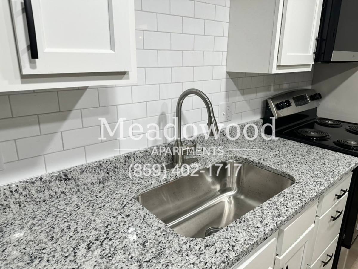 Apartment for rent at 201 Orchard Dr, Nicholasville, KY 40356