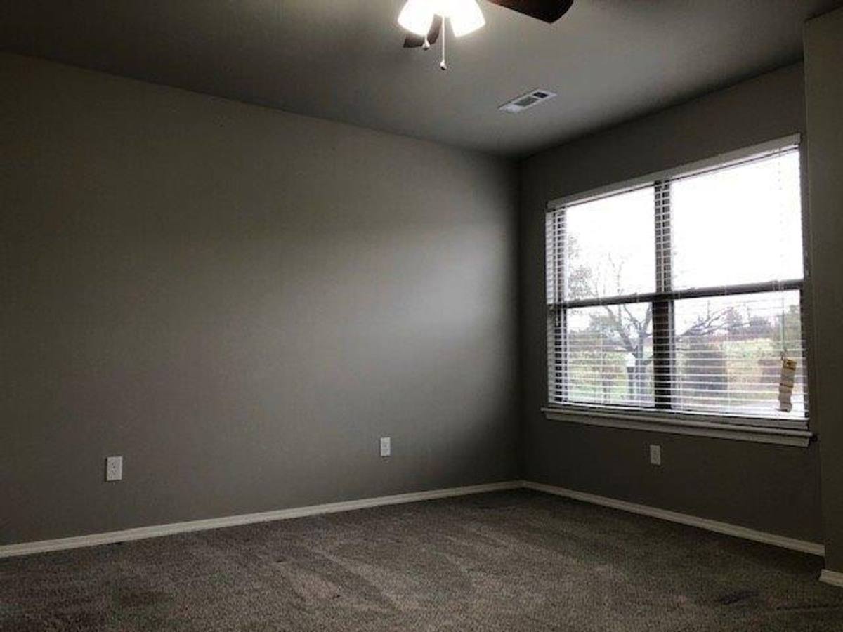 House for rent at 600 SW Loudon Dr, Bentonville, AR 72712