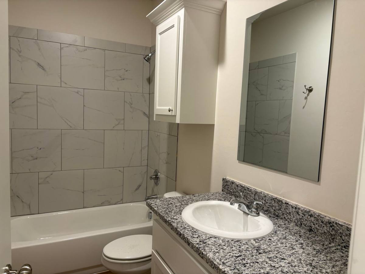Townhouse for rent at 819 S Wilson Ave, El Reno, OK 73036