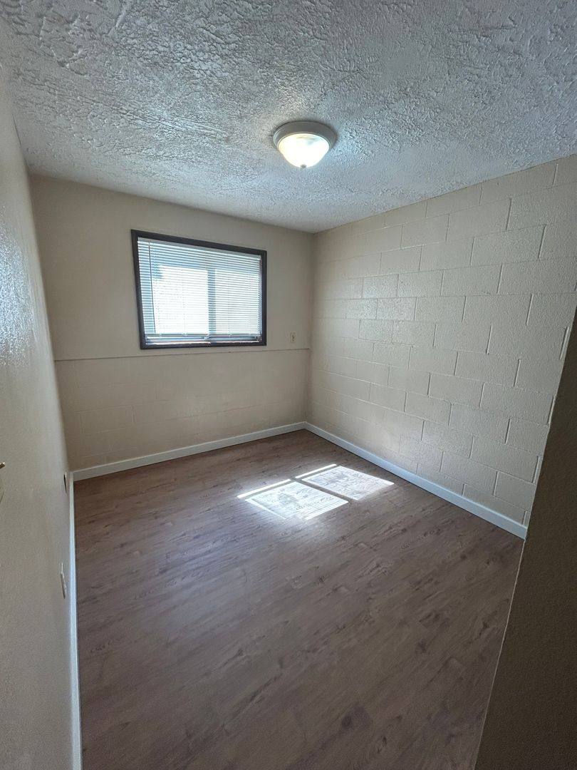 Apartment for rent at 111 Beacon Hill Dr, Longview, WA 98632