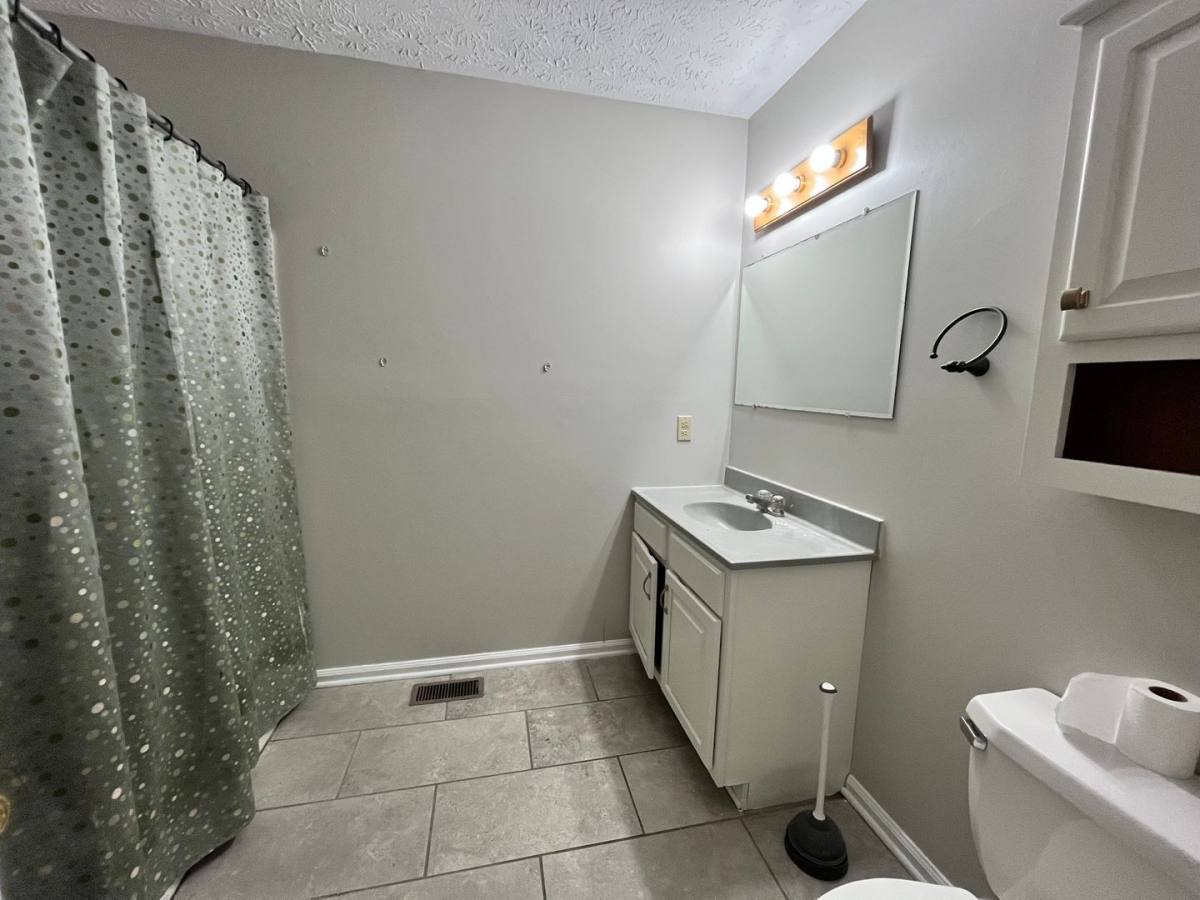 Apartment for rent at 679 S Main St, Cicero, IN 46034