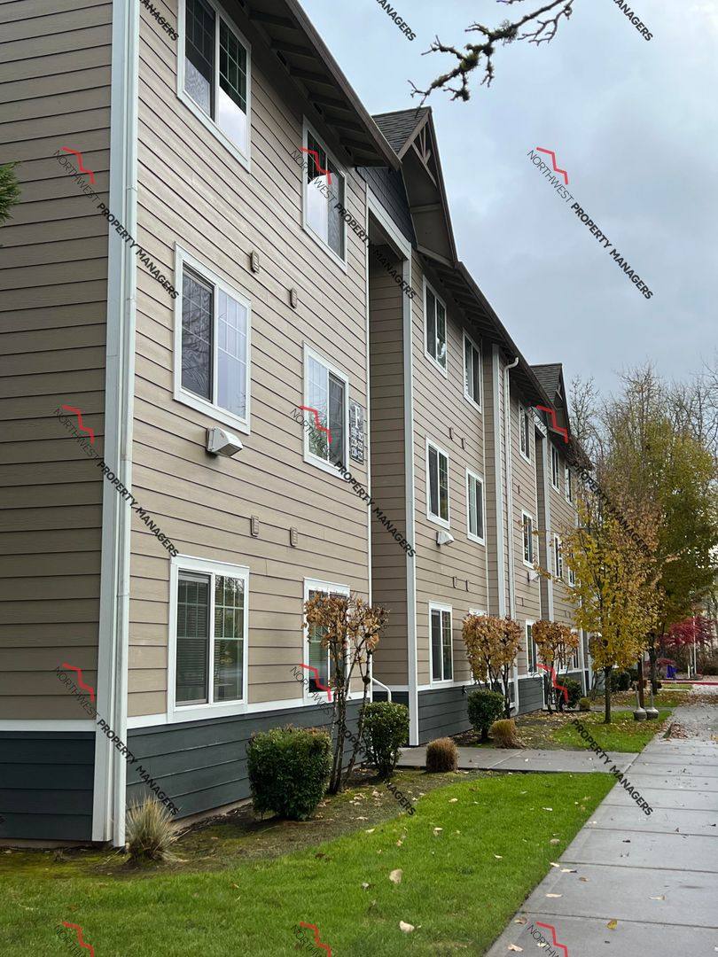 Apartment for rent at 218 SW 15th Ave, Battle Ground, WA 98604